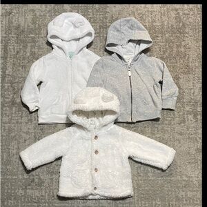 🔥4/20! Bundle of 3 baby girls jackets, size 9-12 months